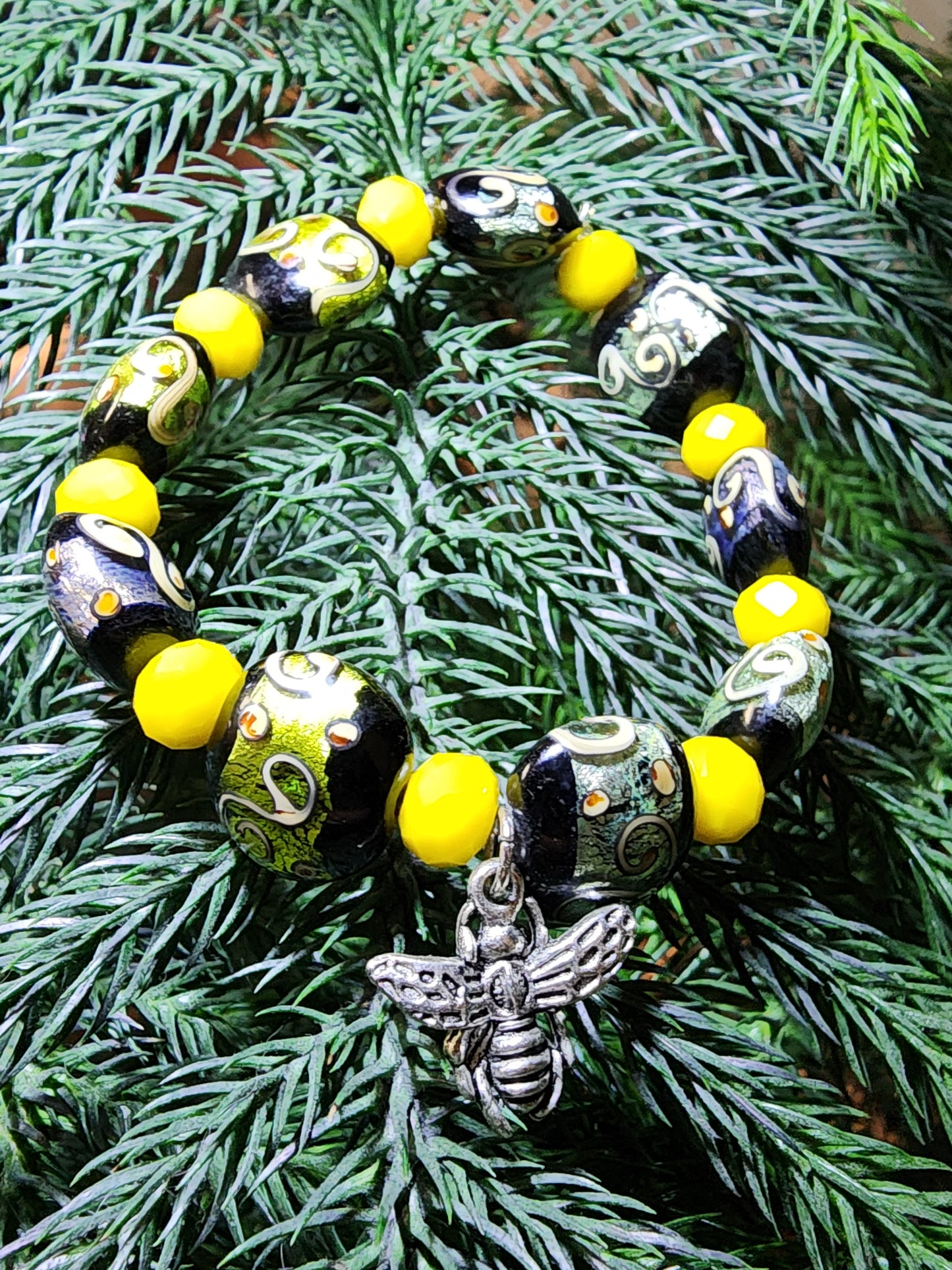 Bumblebee bracelet