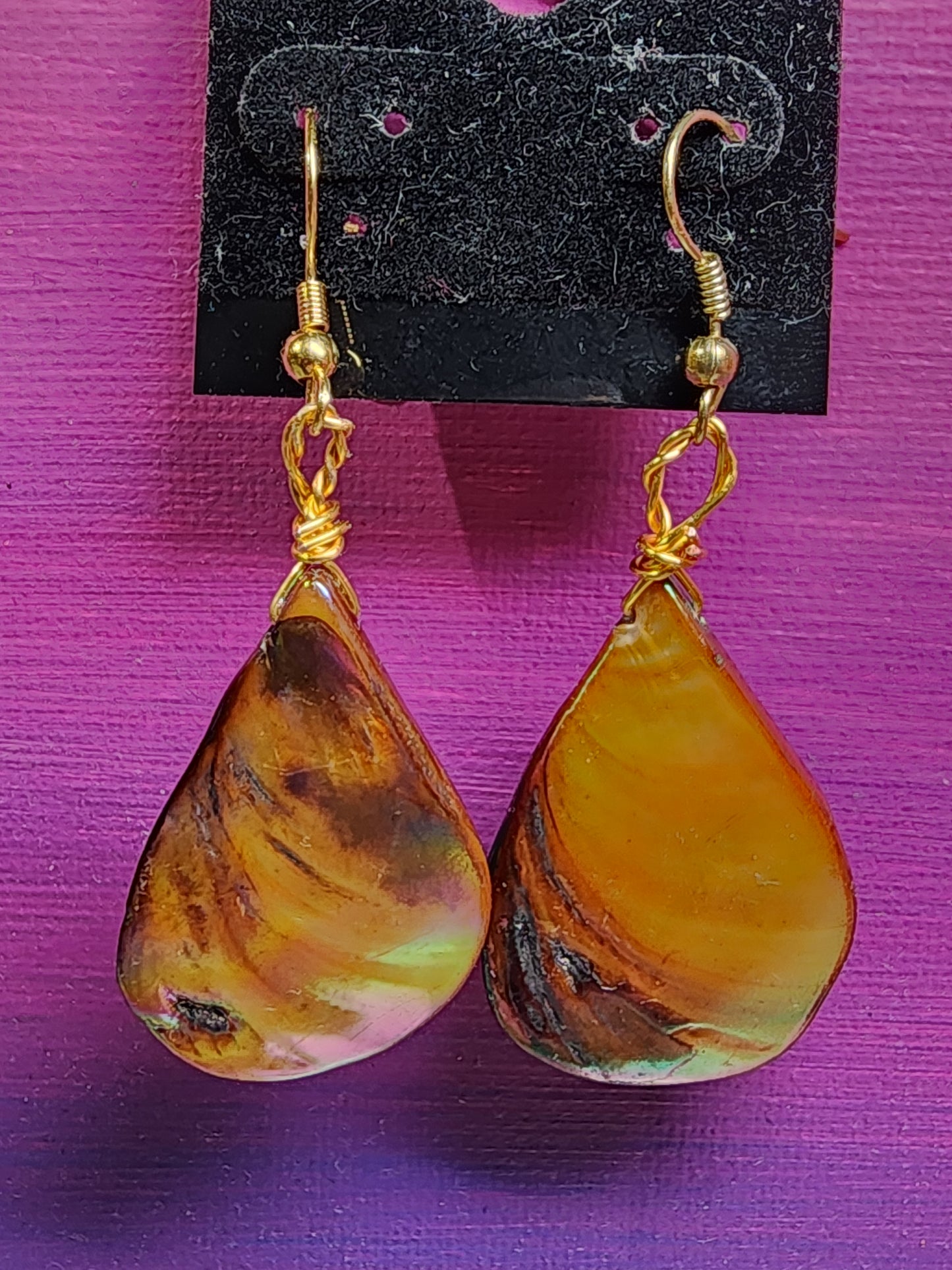Dyed mother of pearl earrings