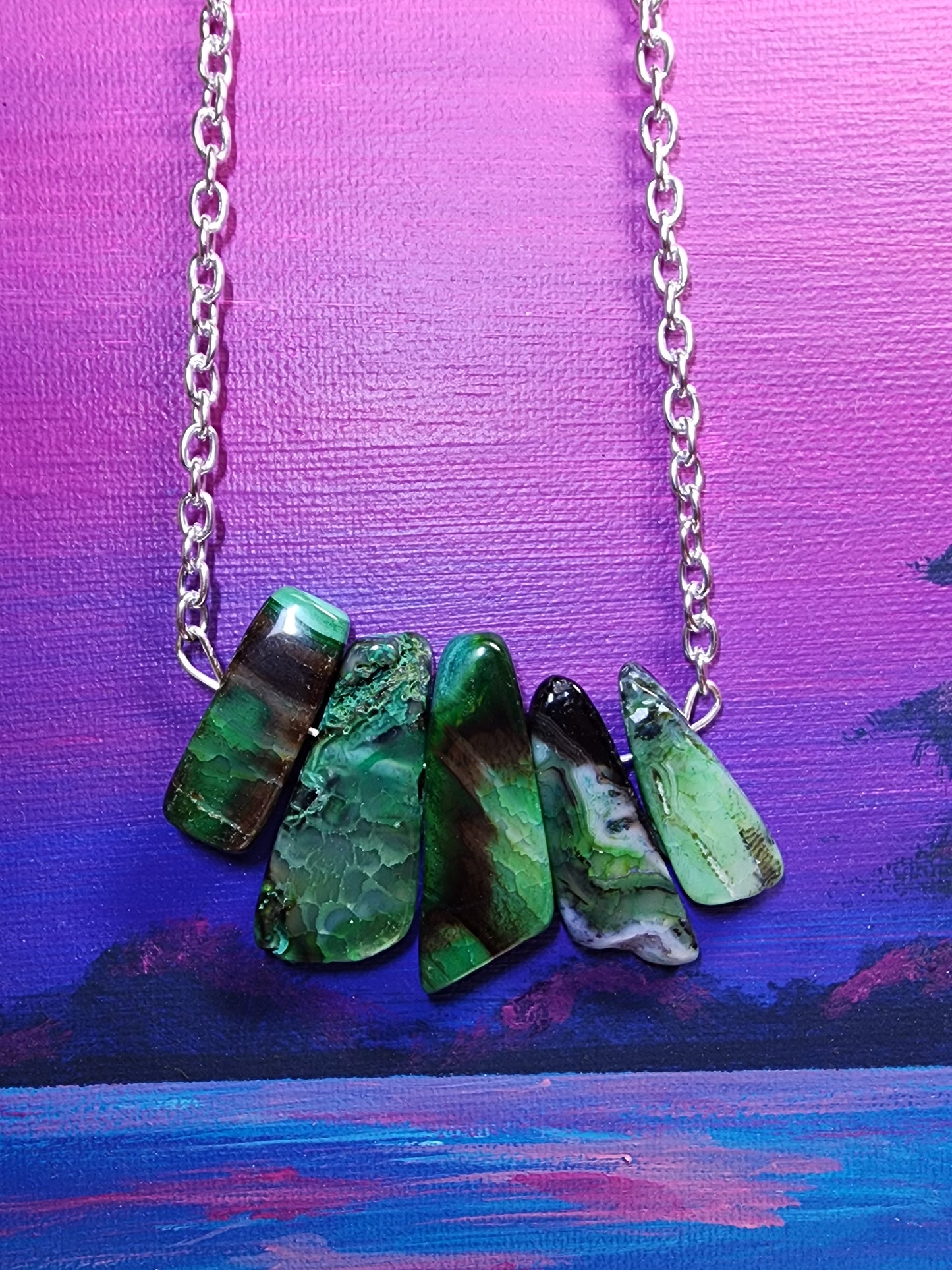 Green dyed agate necklace